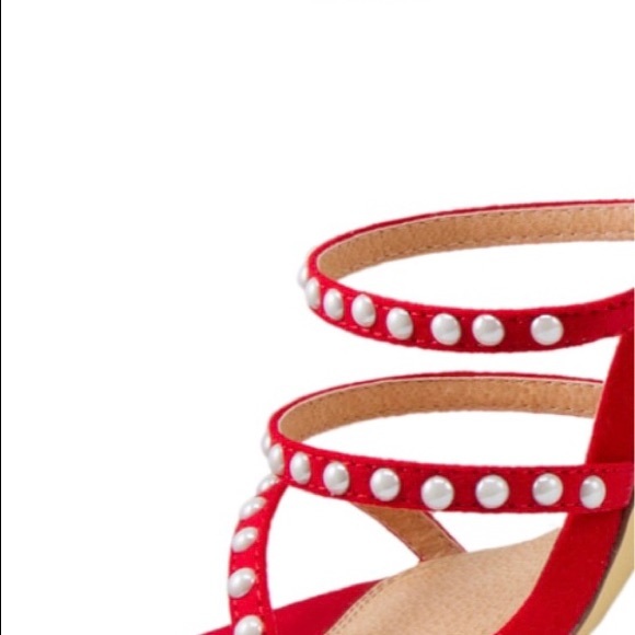 Pearl Strappy Stilettos🌺 - Picture 3 of 4